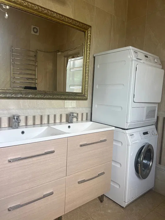 Аренда дома 280 м², Русановская наб.