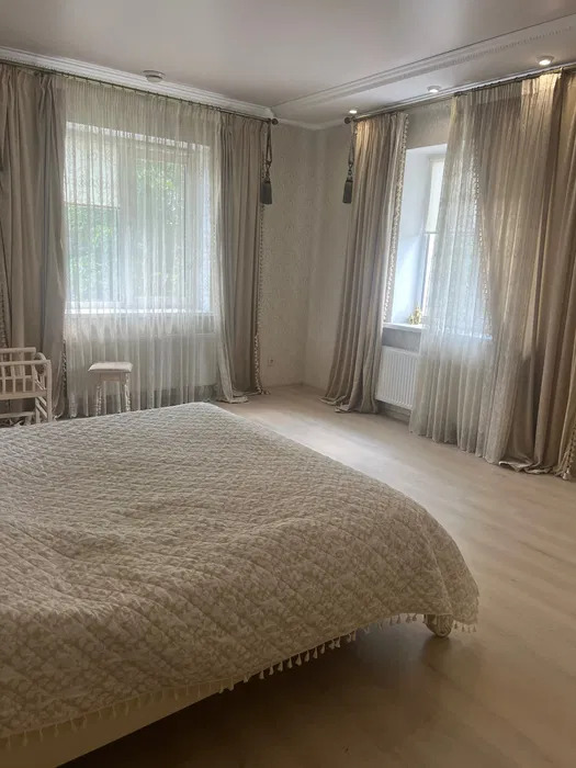Аренда дома 280 м², Русановская наб.