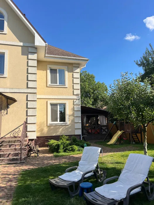 Аренда дома 280 м², Русановская наб.