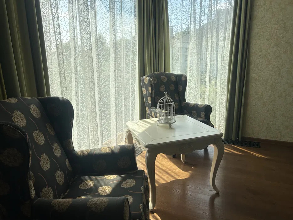 Оренда котеджу 320 м², 7-а Садова вул.