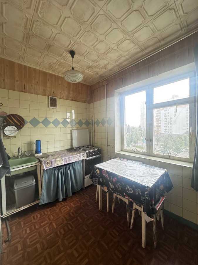 Продаж 3-кімнатної квартири 61 м², Павла Тичини просп., 5