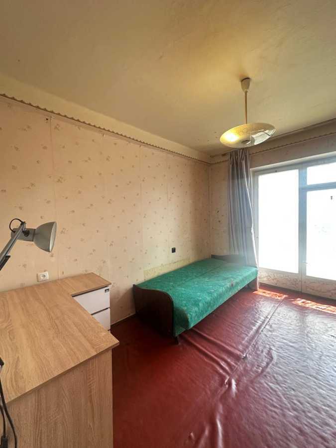 Продаж 3-кімнатної квартири 61 м², Павла Тичини просп., 5