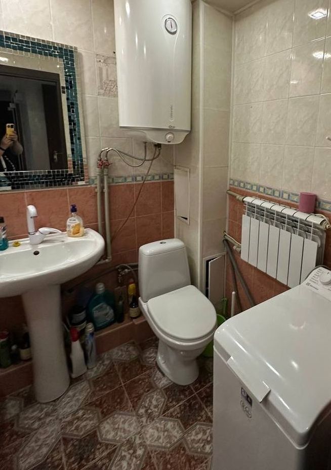 Продаж 4-кімнатної квартири 94 м², Воронезька вул., 79