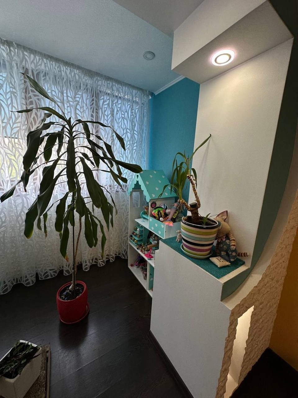 Продаж 4-кімнатної квартири 94 м², Воронезька вул., 79