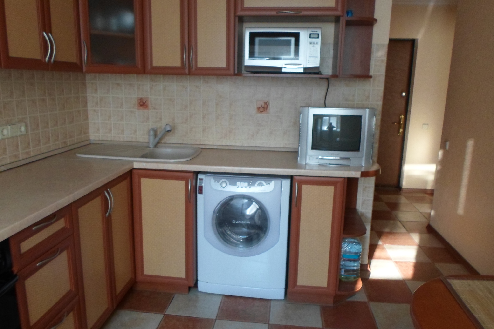 Аренда 1-комнатной квартиры 37 м², Милютенко ул., 42