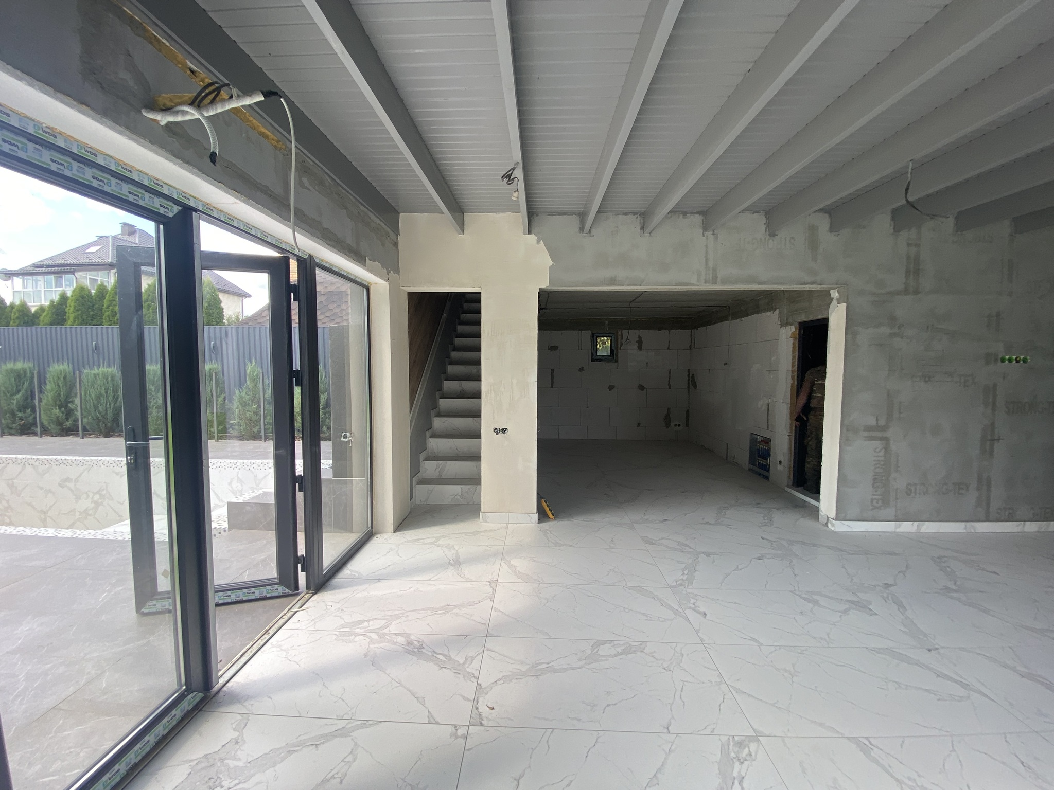 Продаж будинку 440 м², Квітнева вул.