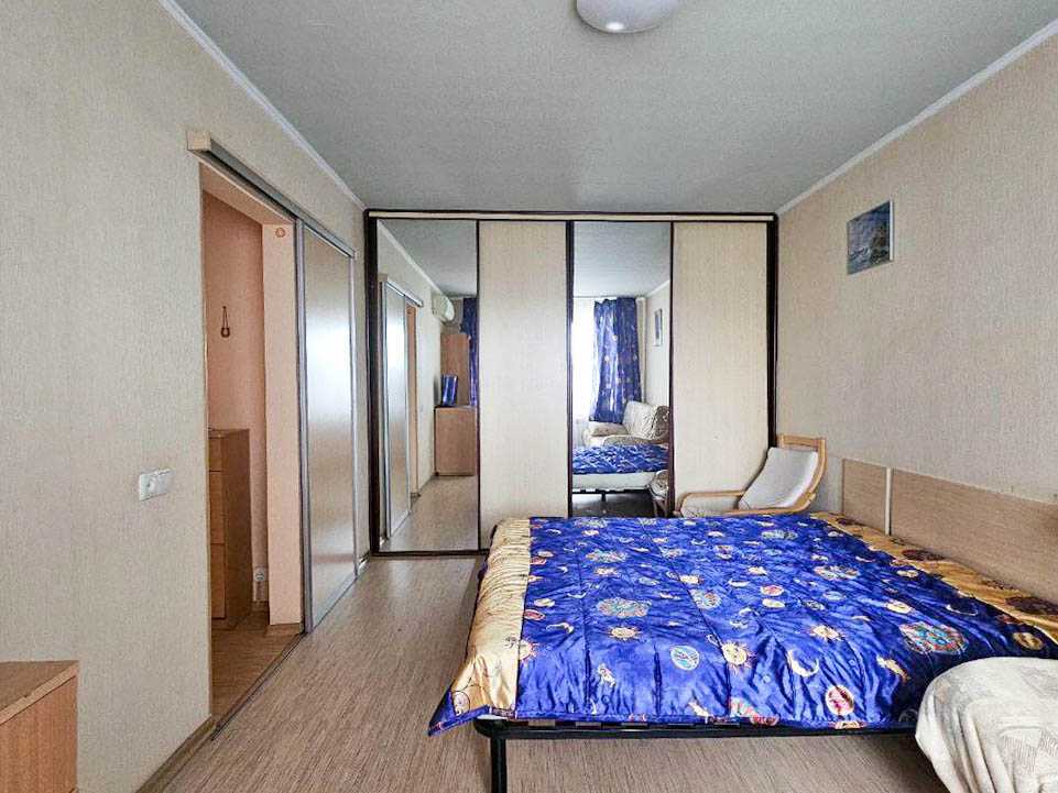 Продаж 2-кімнатної квартири 46.7 м², Озерна вул., 28