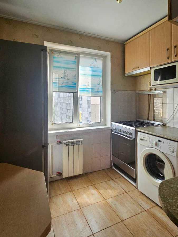 Продаж 2-кімнатної квартири 46.7 м², Озерна вул., 28
