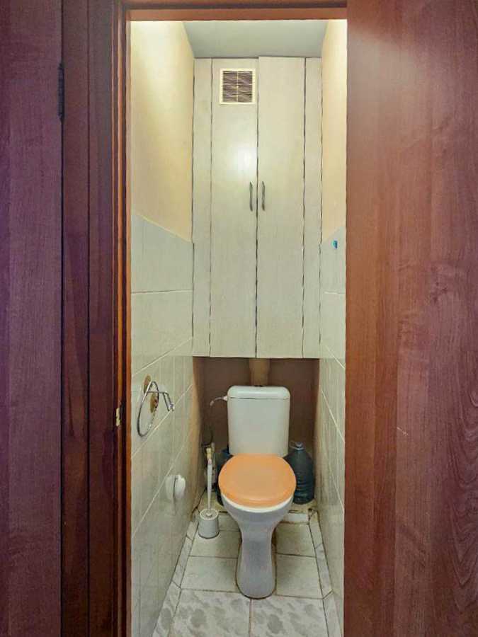 Продаж 2-кімнатної квартири 46.7 м², Озерна вул., 28