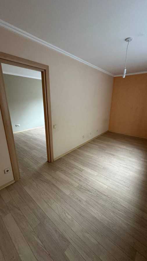 Продаж 2-кімнатної квартири 44 м², Маричанська вул., 8