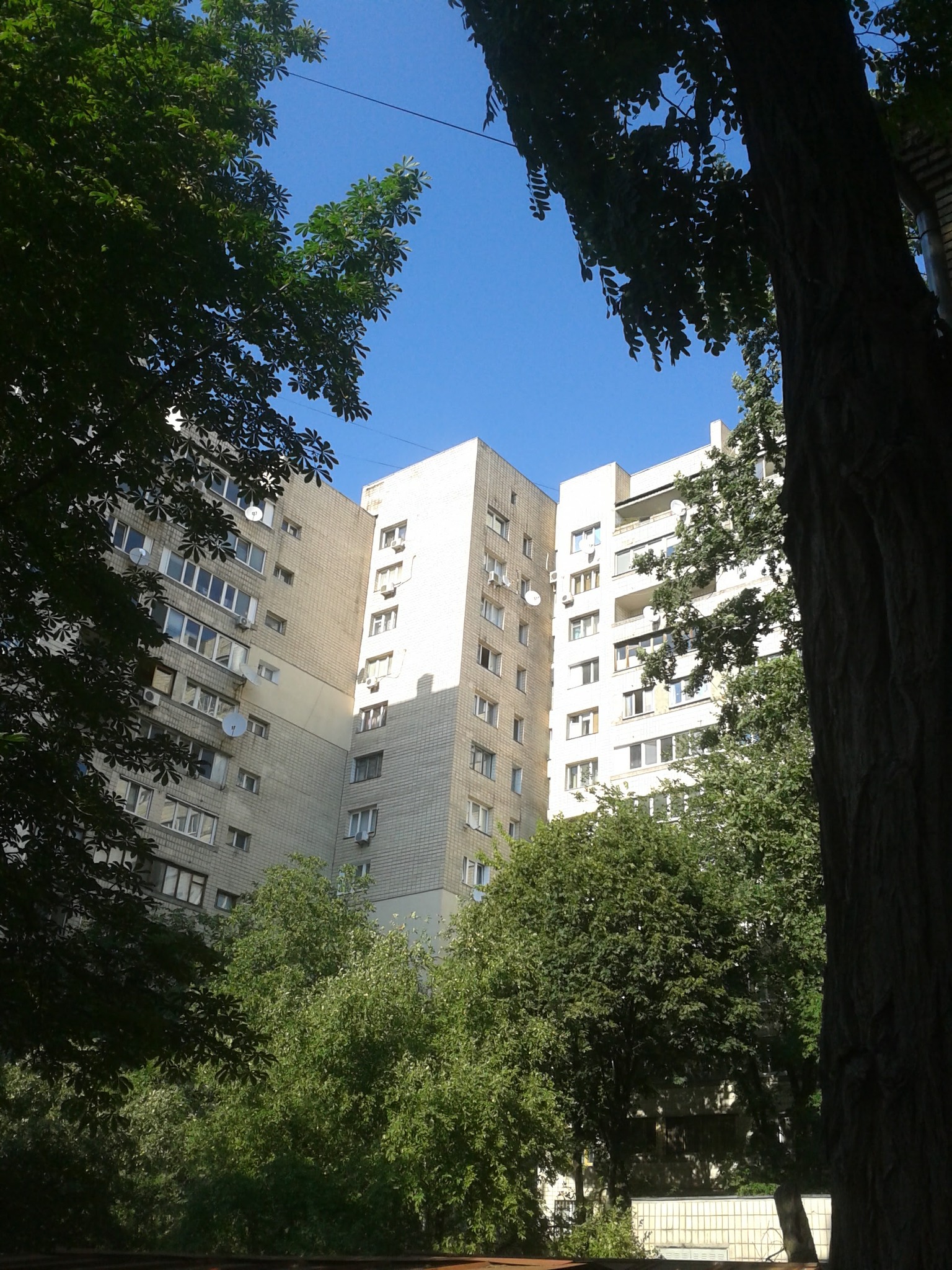 Продажа 3-комнатной квартиры 112 м², Академика Янгеля ул., 4
