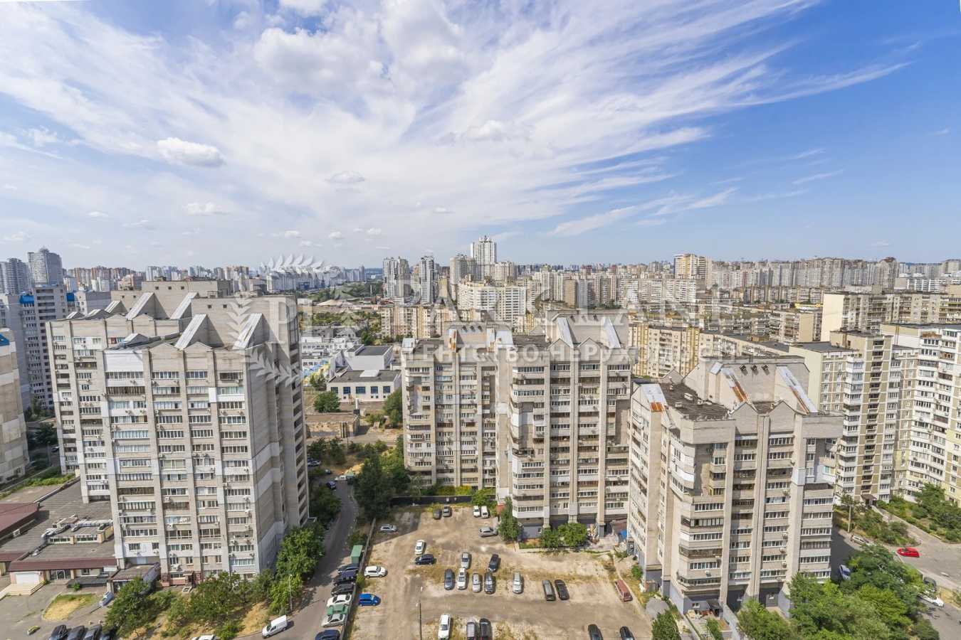 Продажа 2-комнатной квартиры 96 м², Николая Бажана просп., 1М