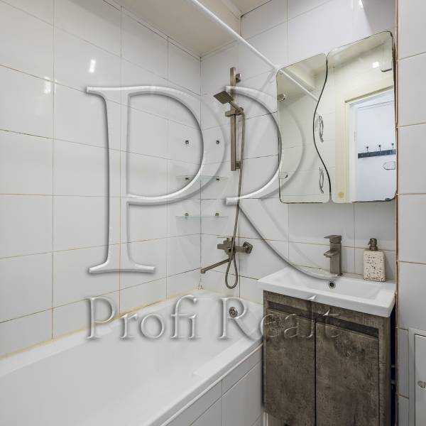 Продаж 2-кімнатної квартири 46 м², Академіка Туполєва вул., 22Б