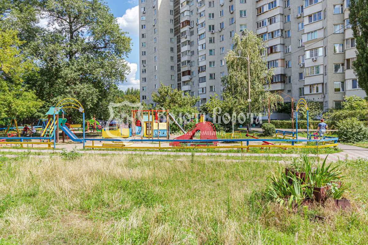 Продаж 2-кімнатної квартири 49.9 м², Лобачевського пров., 7а