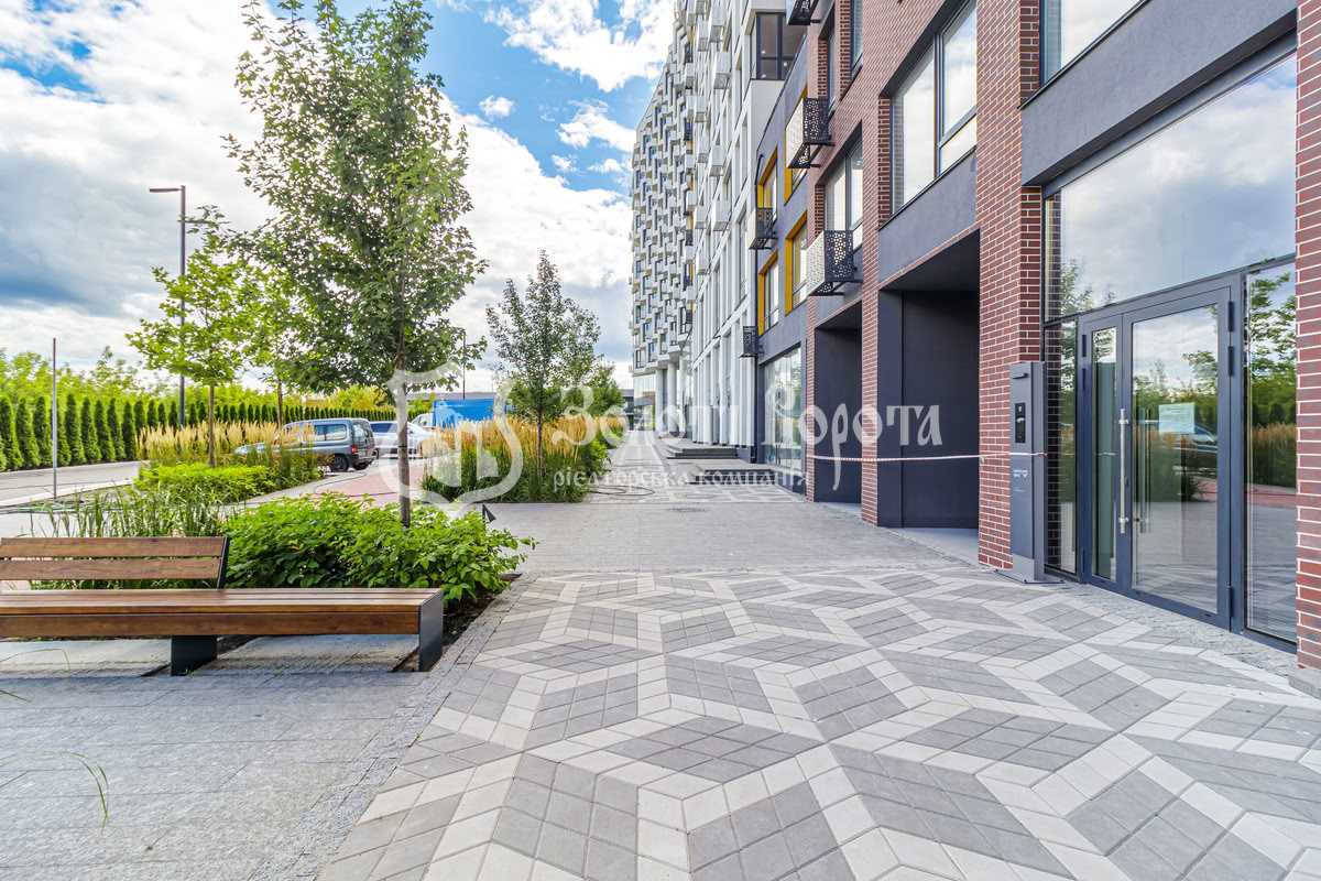 Продаж 2-кімнатної квартири 65 м², Берковецька вул., 4д