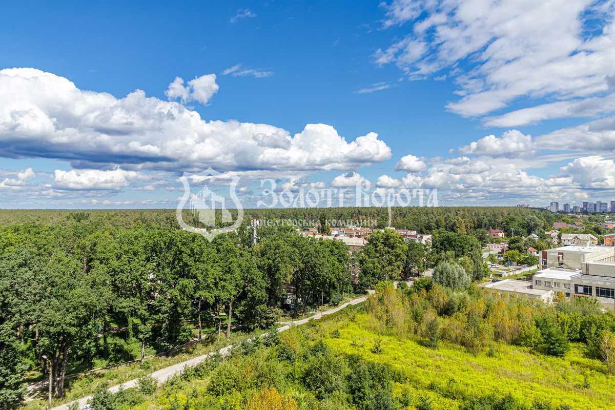 Продаж 2-кімнатної квартири 65 м², Берковецька вул., 4д