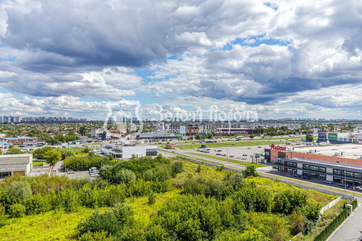 Продаж 2-кімнатної квартири 65 м², Берковецька вул., 4д