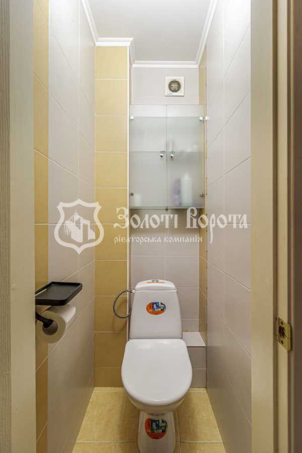 Продаж 2-кімнатної квартири 60 м², Ревуцького вул., 44Б