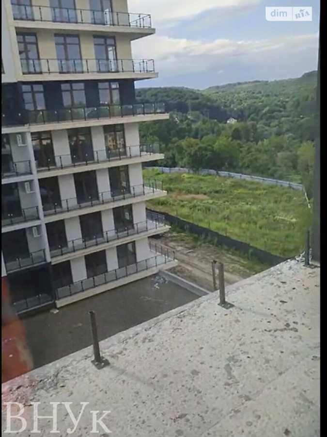 Продаж 1-кімнатної квартири 47.6 м², Під Голоском вул.