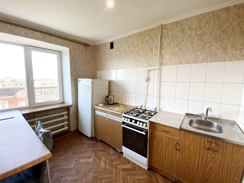 Продажа 2-комнатной квартиры 48 м², Крылова ул.