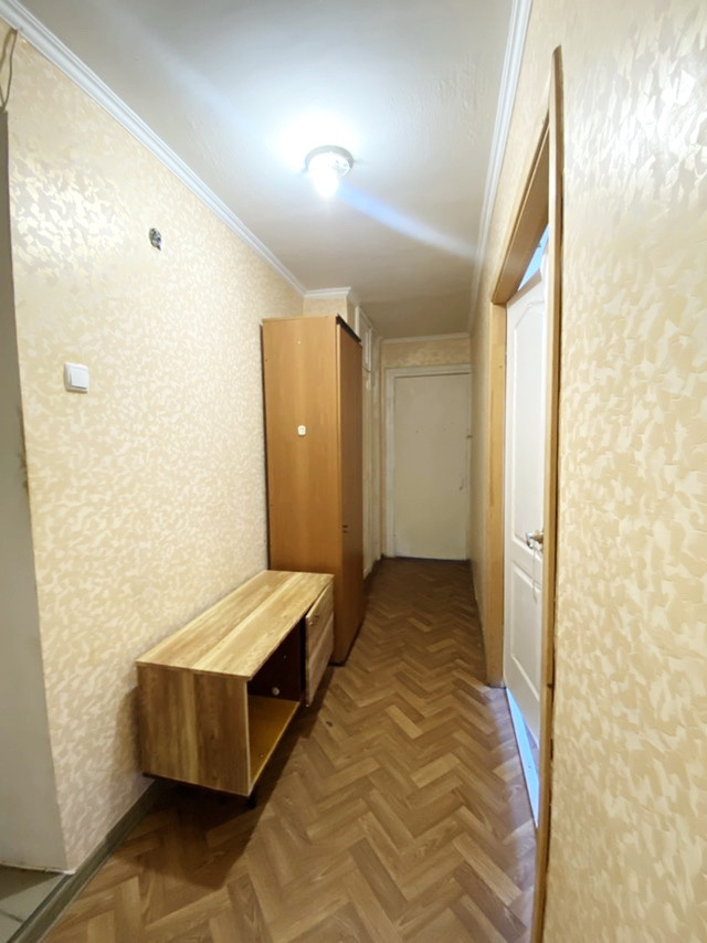 Продажа 2-комнатной квартиры 48 м², Крылова ул.