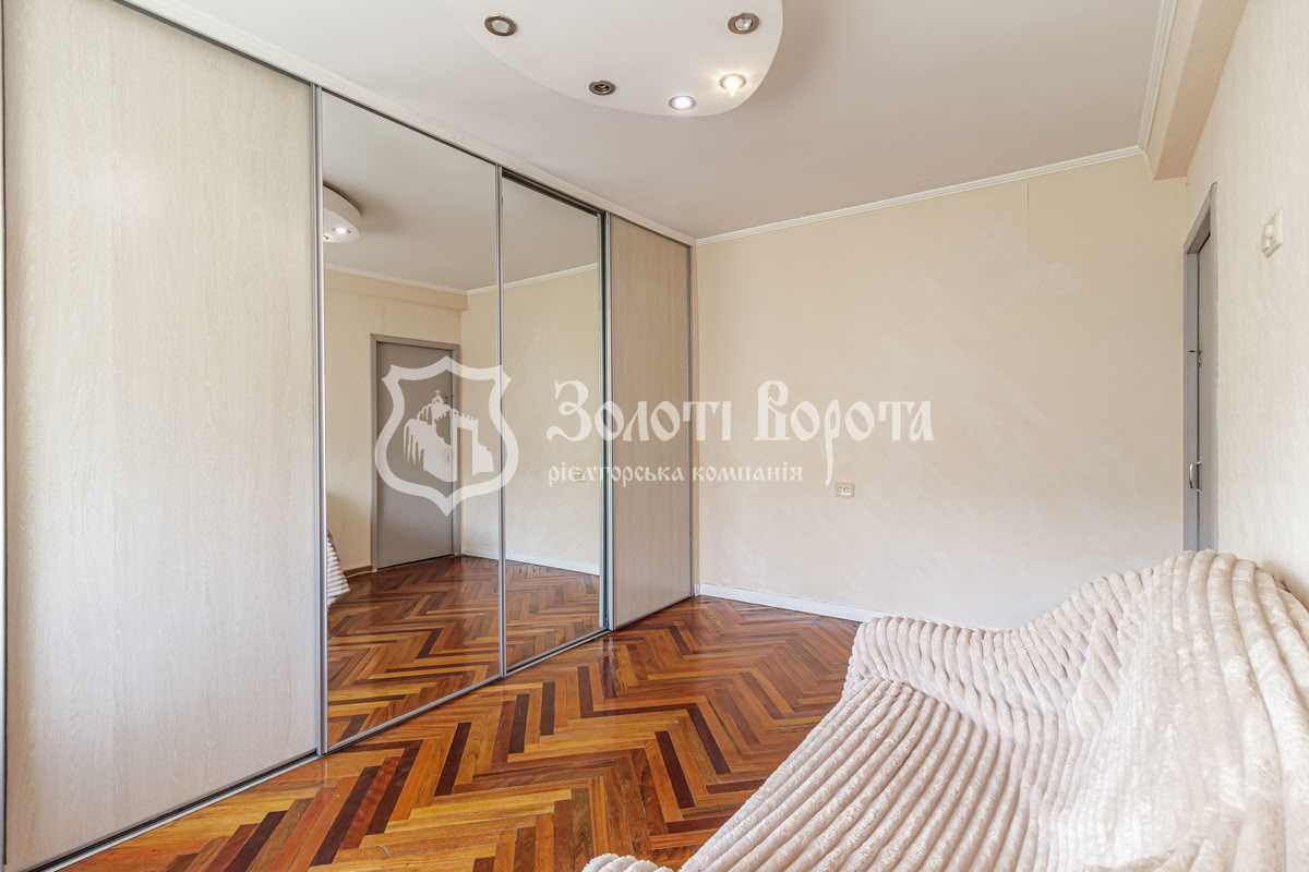 Продаж 2-кімнатної квартири 49.3 м², Курнатовського, 22