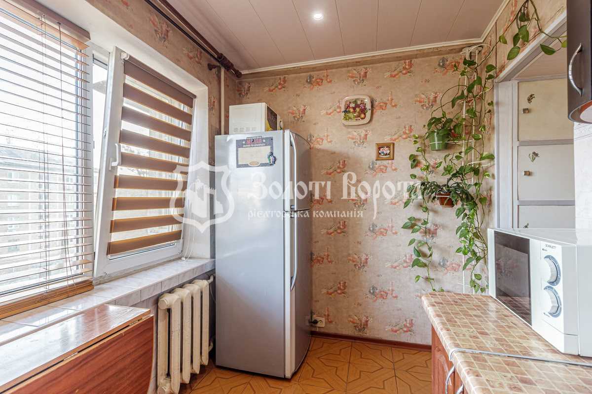 Продаж 2-кімнатної квартири 49.3 м², Курнатовського, 22