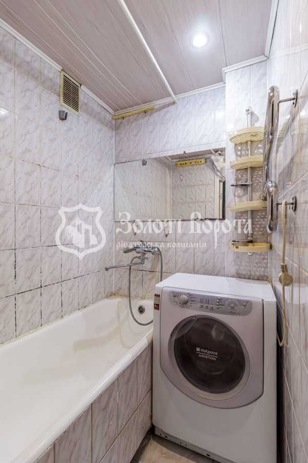 Продаж 2-кімнатної квартири 49.3 м², Курнатовського, 22
