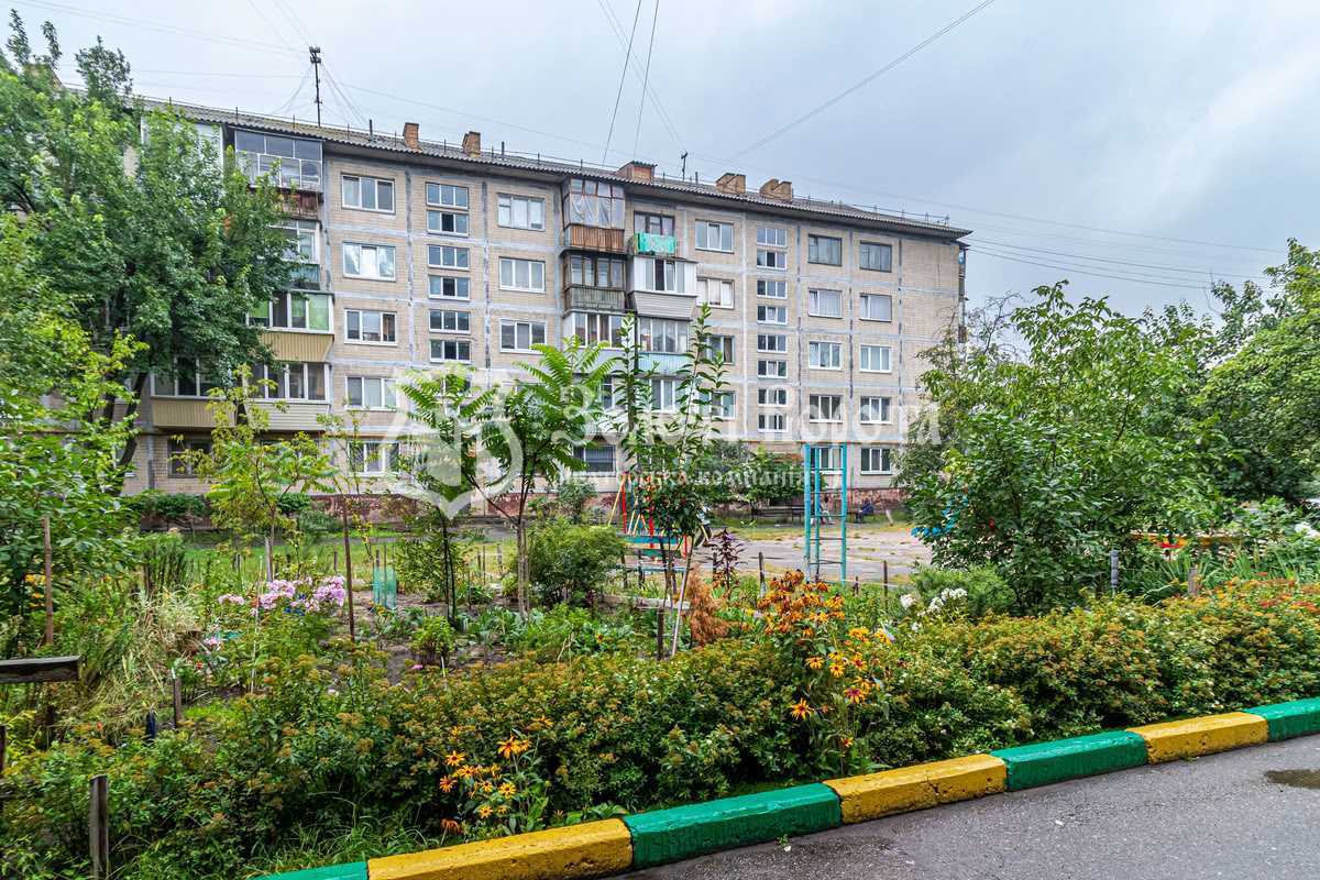 Продаж 2-кімнатної квартири 49.3 м², Курнатовського, 22