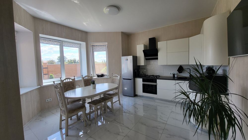 Продаж будинку 157 м²