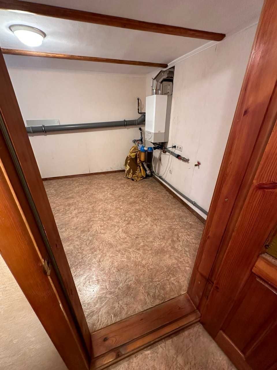 Продаж будинку 235 м²