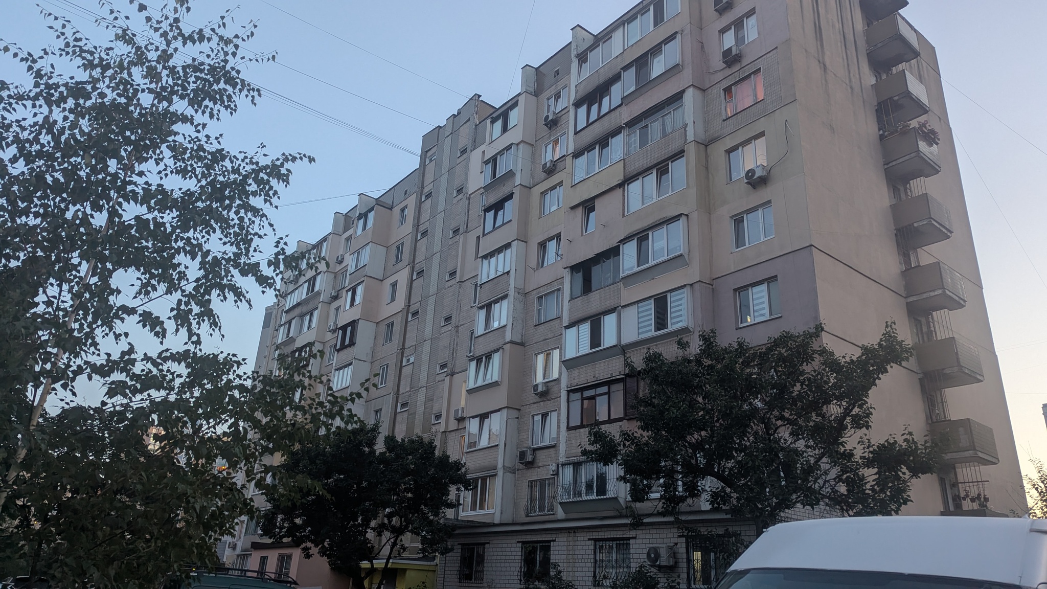 Продажа 1-комнатной квартиры 37 м², Драгоманова ул., 7