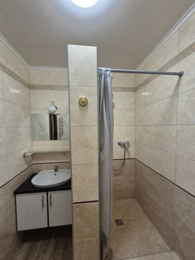 Продажа 1-комнатной квартиры 40 м², Академика Глушкова просп., 101