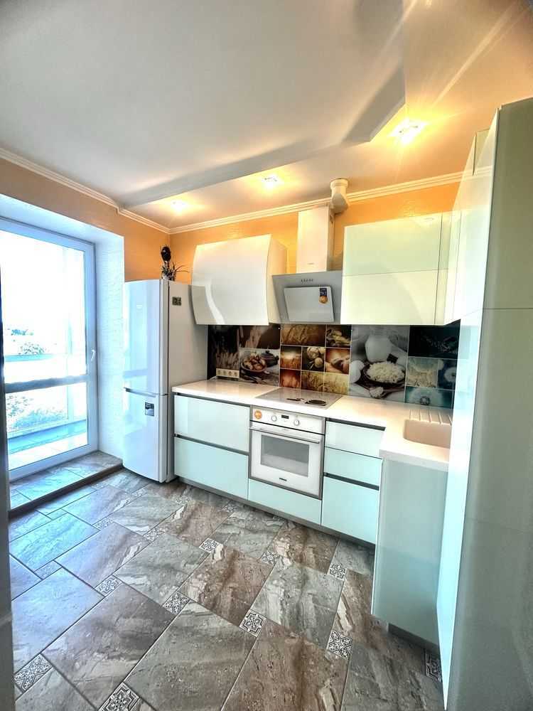 Продажа 1-комнатной квартиры 42 м², Привокзальная ул., 8