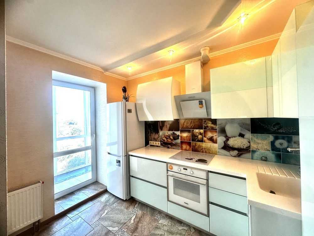 Продажа 1-комнатной квартиры 42 м², Привокзальная ул., 8