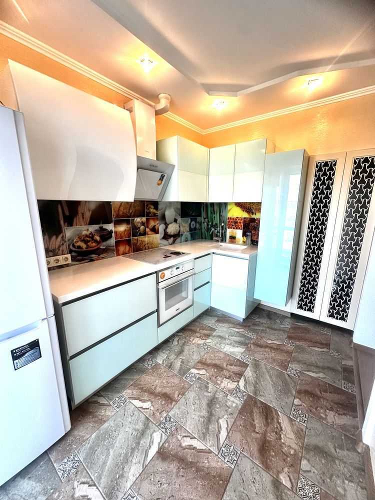 Продажа 1-комнатной квартиры 42 м², Привокзальная ул., 8