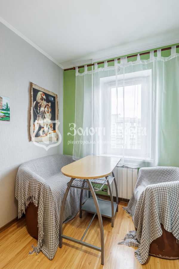 Продажа 1-комнатной квартиры 41.5 м², Леонида Быкова бул., 6