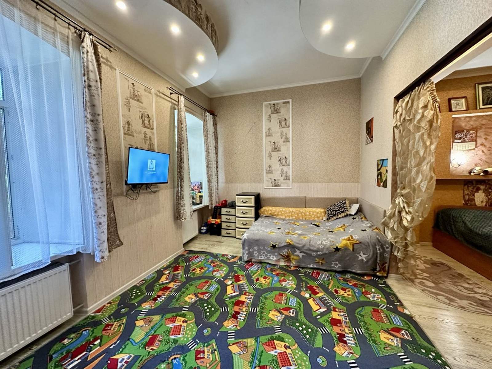 Продажа 2-комнатной квартиры 70 м², Спиридоновская ул.
