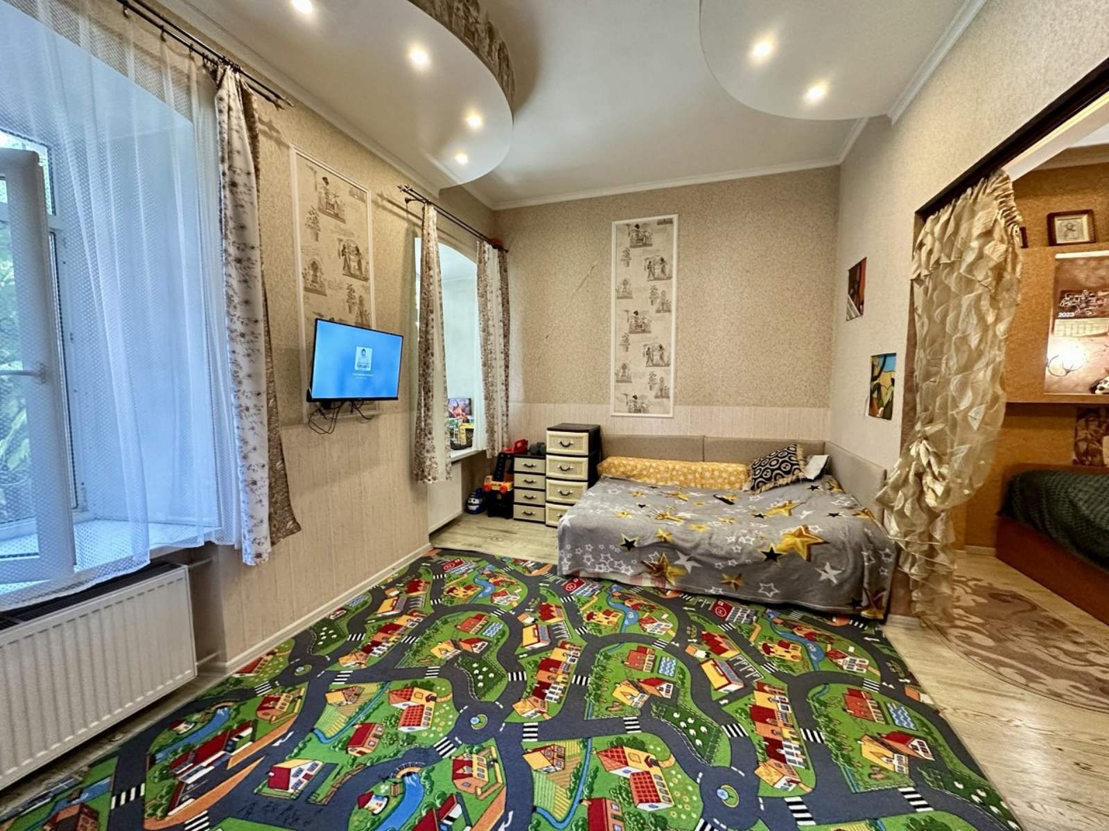 Продажа 2-комнатной квартиры 70 м², Спиридоновская ул.