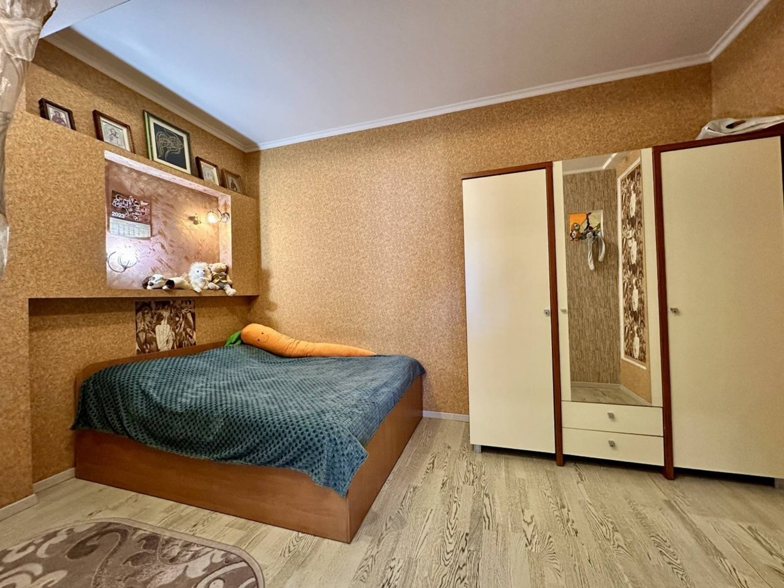 Продажа 2-комнатной квартиры 70 м², Спиридоновская ул.