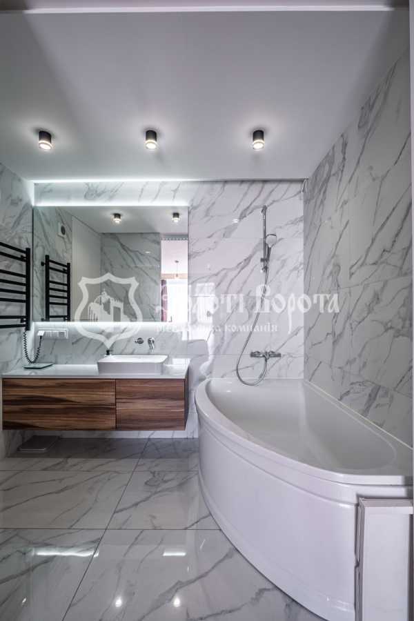 Продаж 1-кімнатної квартири 48.8 м², Зарічна вул., 6