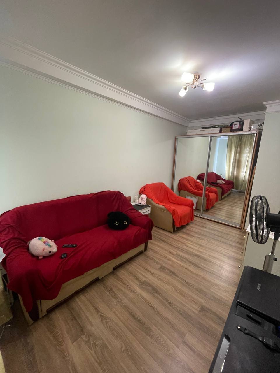 Продажа 3-комнатной квартиры 54 м²