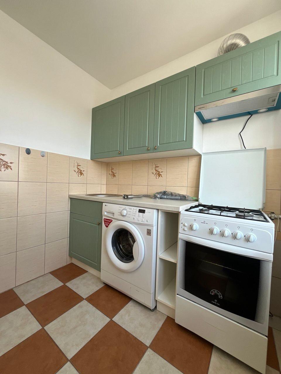 Продаж 1-кімнатної квартири 20.6 м², Володимира Великого вул., 32