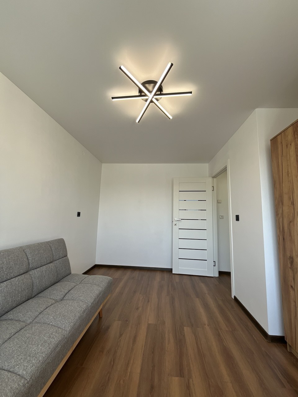 Продаж 1-кімнатної квартири 20.6 м², Володимира Великого вул., 32