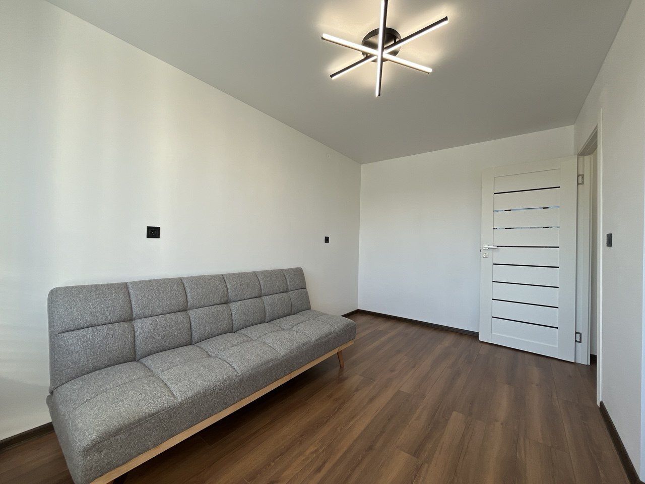 Продаж 1-кімнатної квартири 20.6 м², Володимира Великого вул., 32