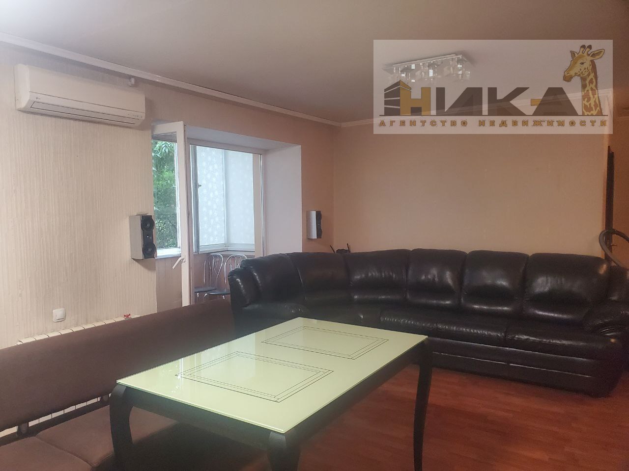 Продажа 3-комнатной квартиры 65 м², Днепровская ул.