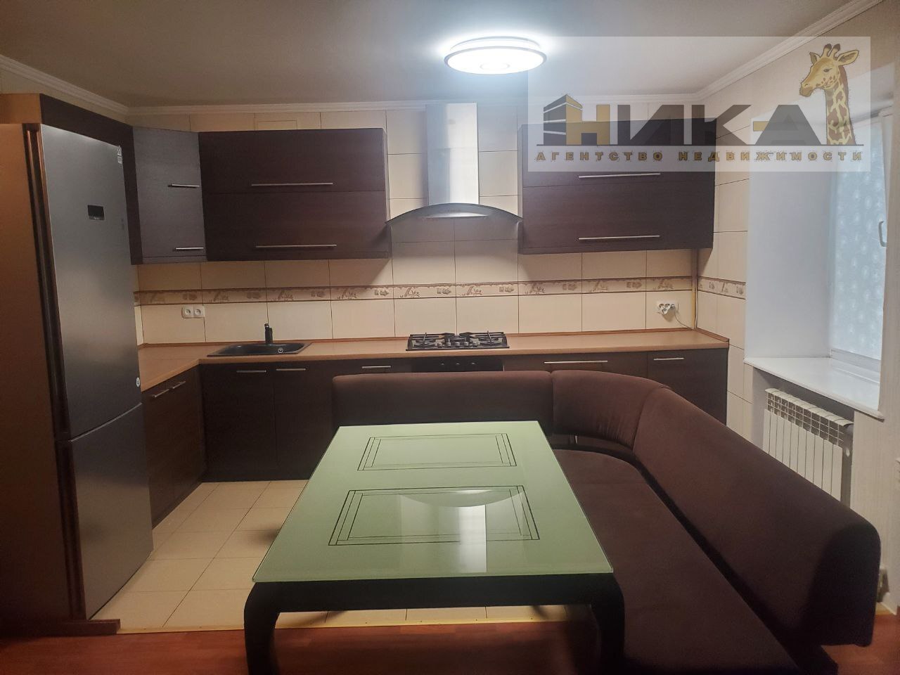 Продажа 3-комнатной квартиры 65 м², Днепровская ул.