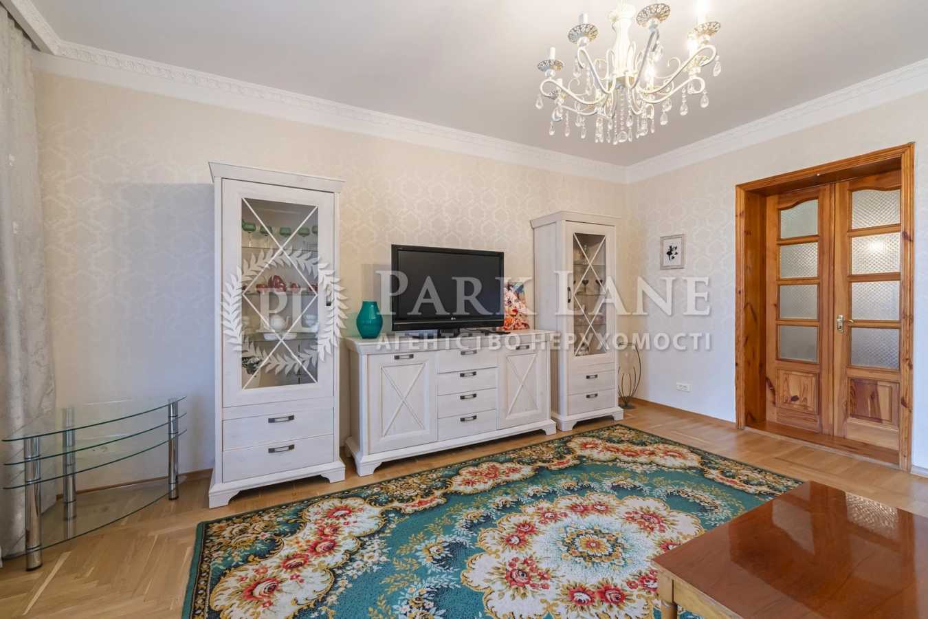 Продажа 5-комнатной квартиры 143 м², Джона Маккейна ул., 18/2