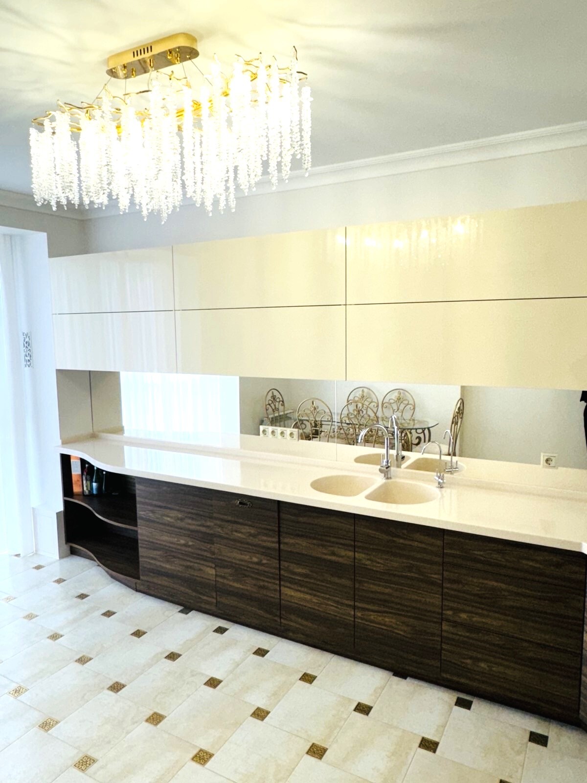 Продаж 2-кімнатної квартири 72 м², Феодосійський пров., 14