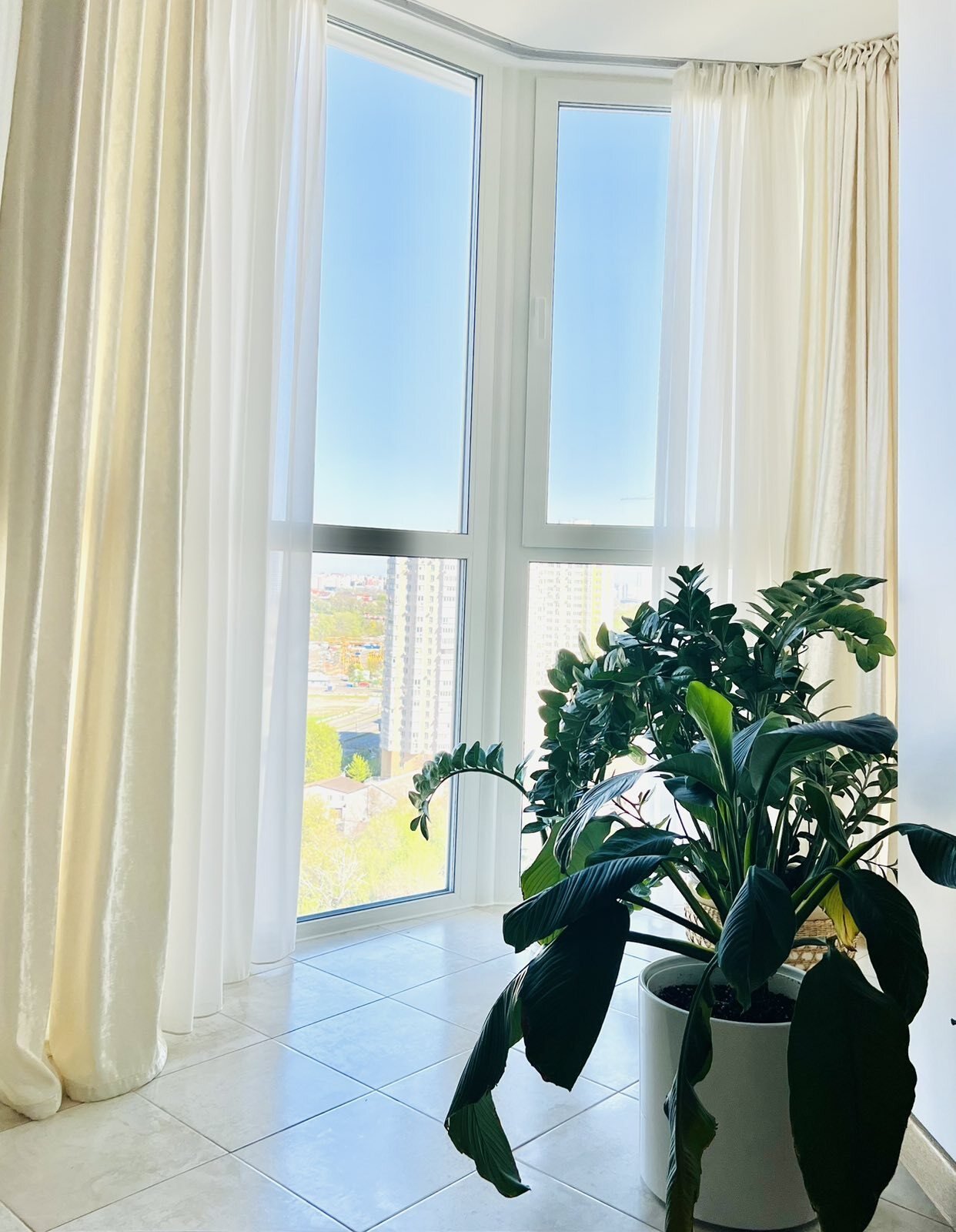 Продаж 2-кімнатної квартири 72 м², Феодосійський пров., 14